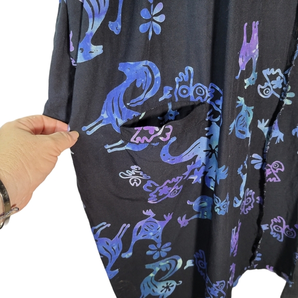Curious Designs black and blue batik kimono - Picture 3 of 9